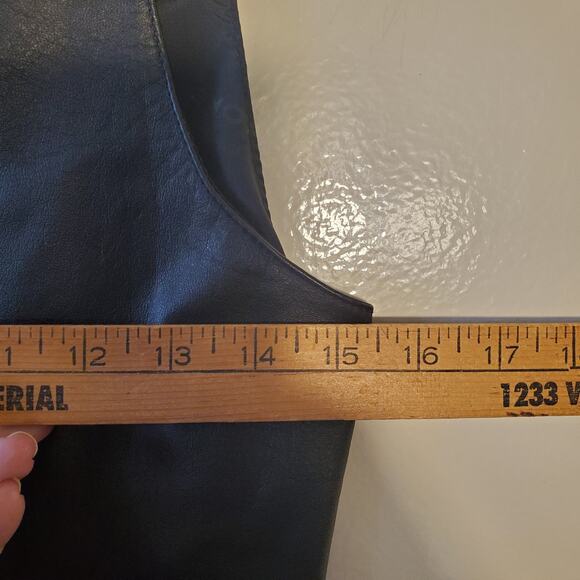 Wilsons Women's Small Black Leather Vest Biker Moto Western Button Up Satin Back - Picture 6 of 7